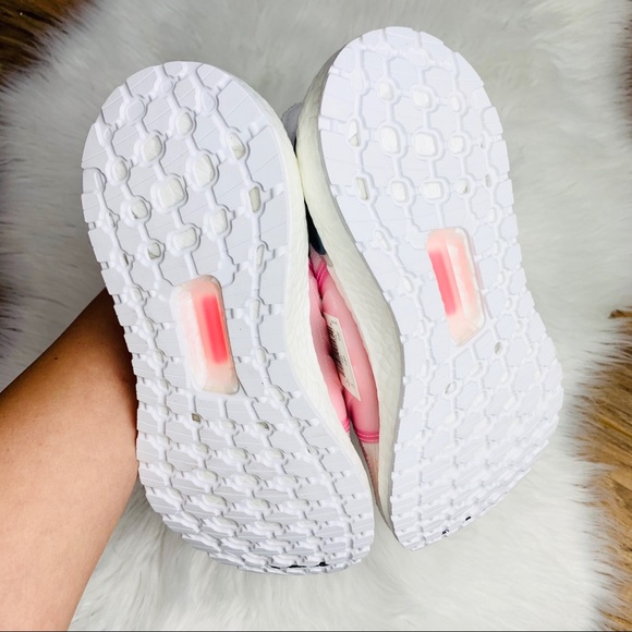 ultraboost 19 pink